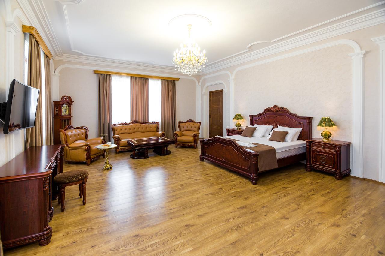 Elia Palace Hotel Tbilisi Ngoại thất bức ảnh