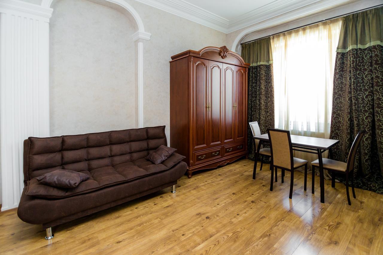Elia Palace Hotel Tbilisi Ngoại thất bức ảnh