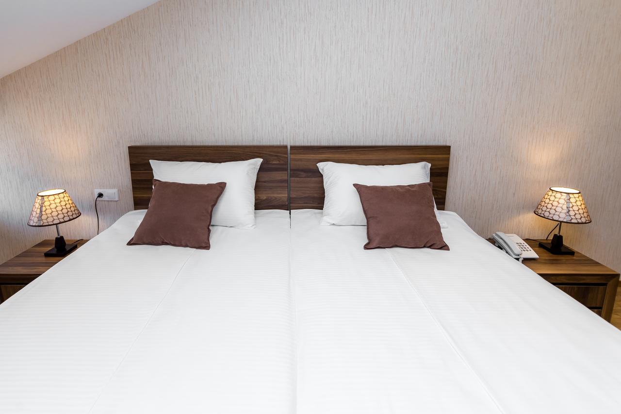 Elia Palace Hotel Tbilisi Ngoại thất bức ảnh